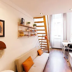 Urban Capsule - Near Mariahilfer Strasse Wien