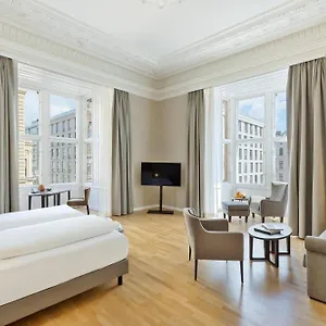4* Szálloda Rathauspark Wien, A Member Of Radisson Individuals